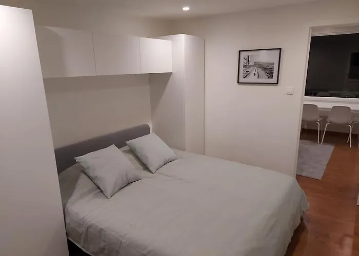 Orchidee - Incl. Prive Parking Apartment *